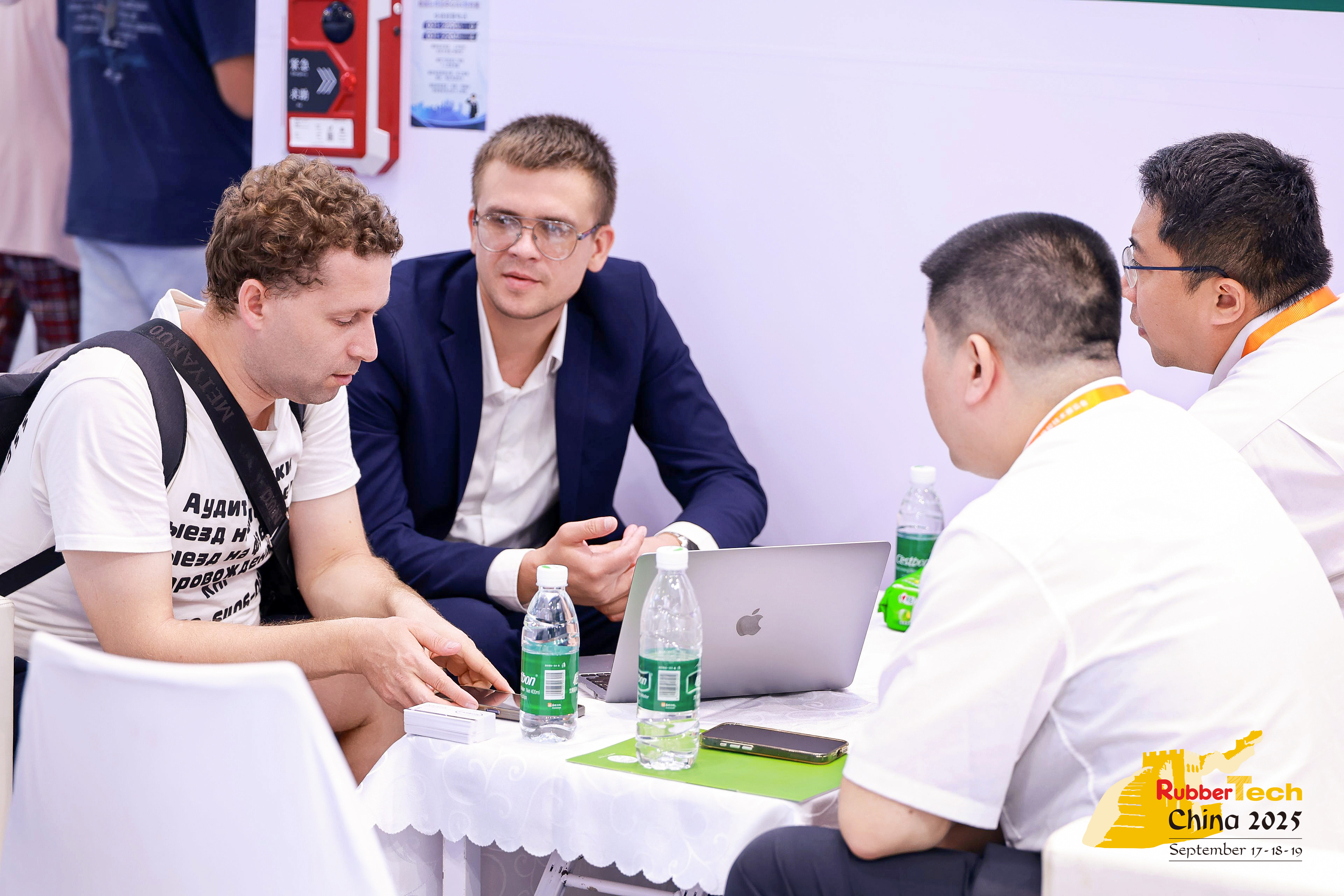 Polykem ha partecipato alla mostra di Rubbertech China 2025. Momenti emozionanti!